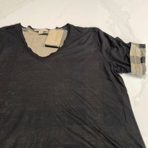 Burberry Brit V Neck tshirt